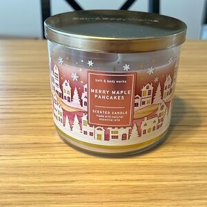 Bath & Body Works 3 Wick Candle. Merry Maple Pancakes.